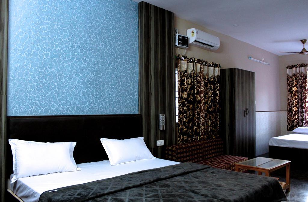 Vinodhara Guest House Mahabalipuram Phòng bức ảnh