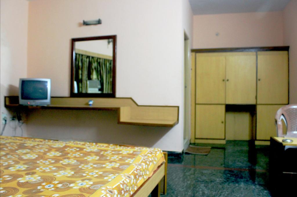 Vinodhara Guest House Mahabalipuram Ngoại thất bức ảnh